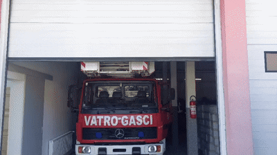 Prikaz podizanja garažnih vrata